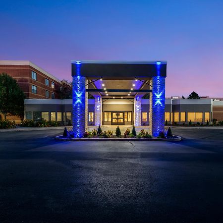 Holiday Inn Express Naperville By Ihg Экстерьер фото