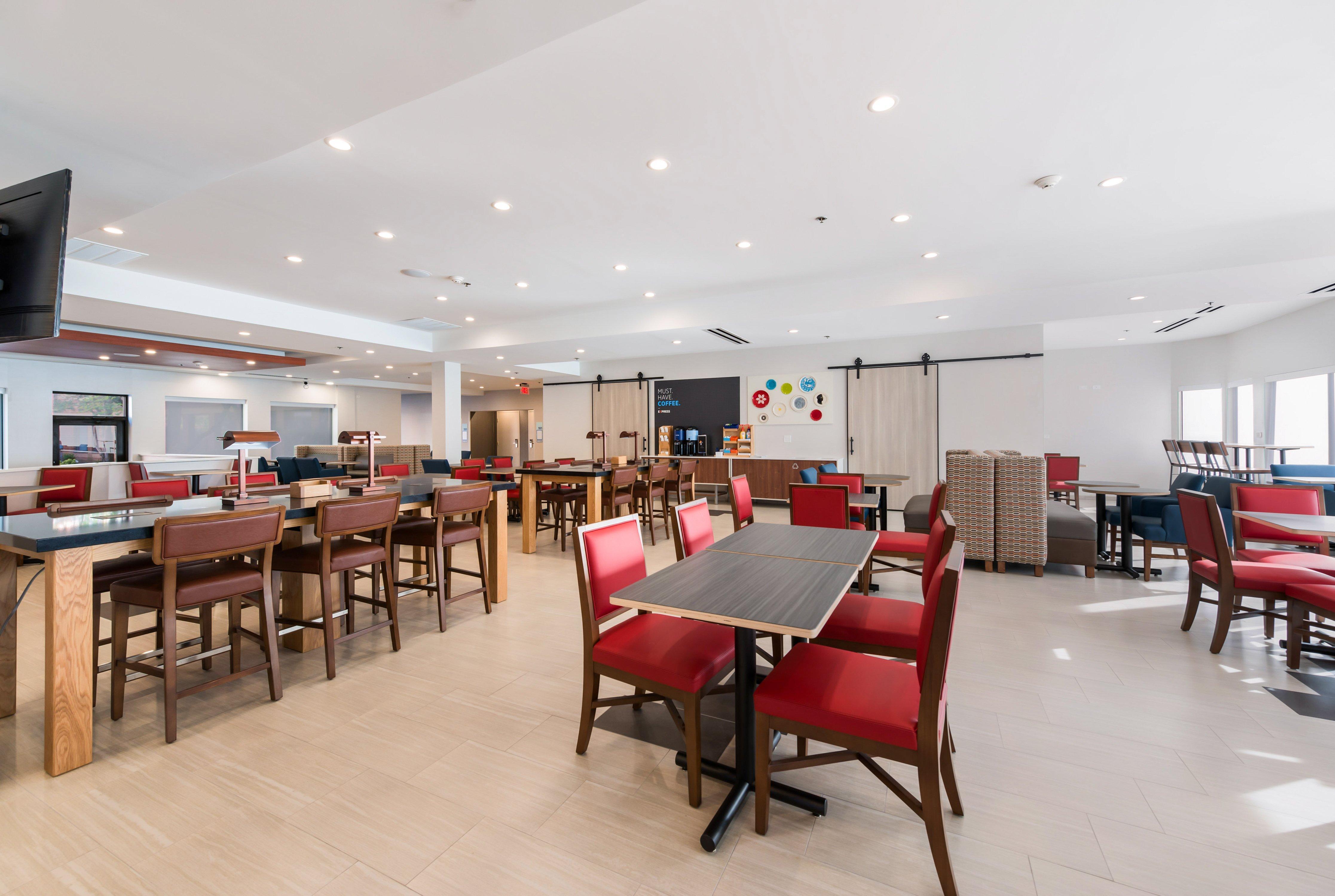 Holiday Inn Express Naperville By Ihg Экстерьер фото