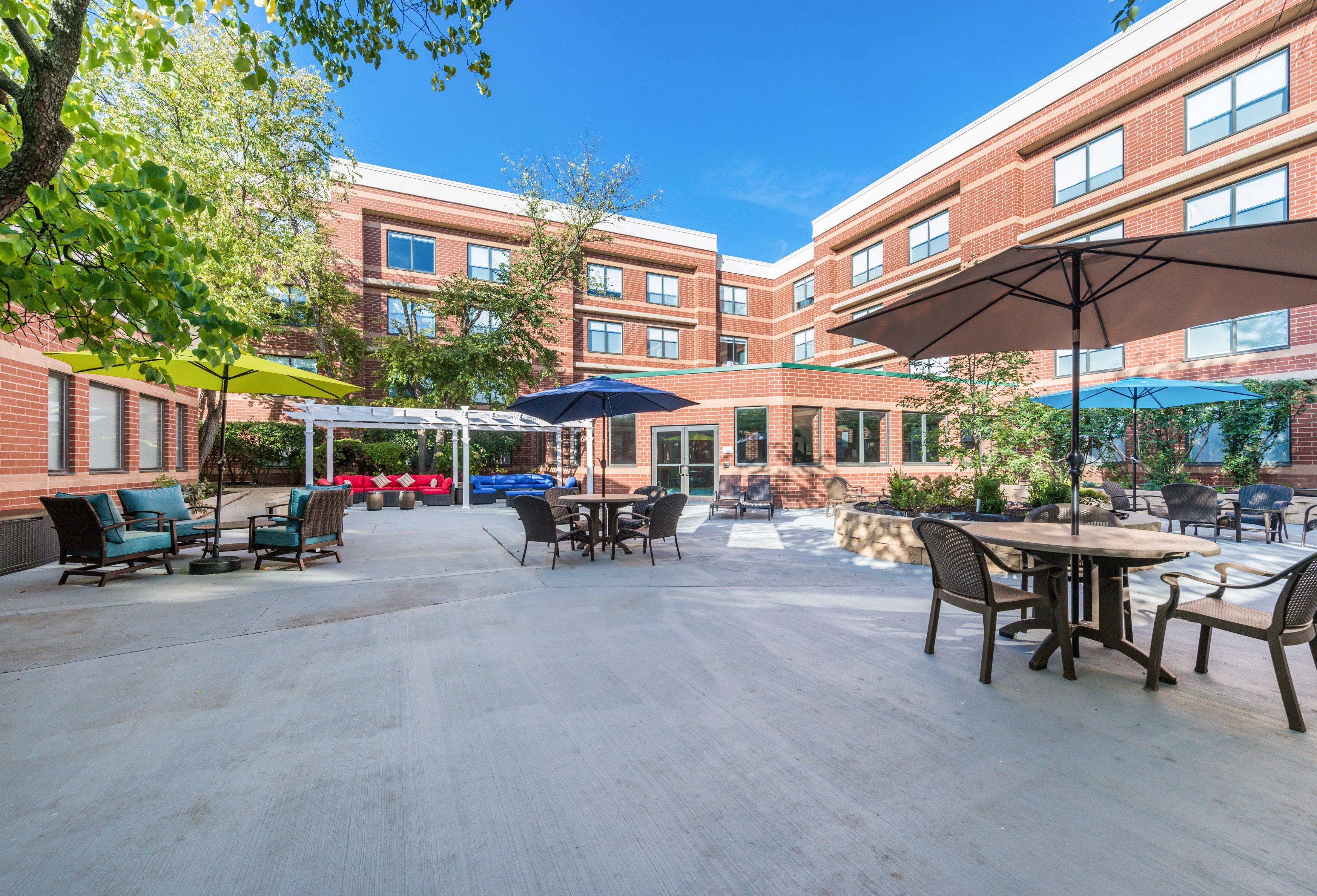 Holiday Inn Express Naperville By Ihg Экстерьер фото