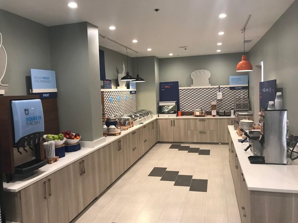 Holiday Inn Express Naperville By Ihg Экстерьер фото