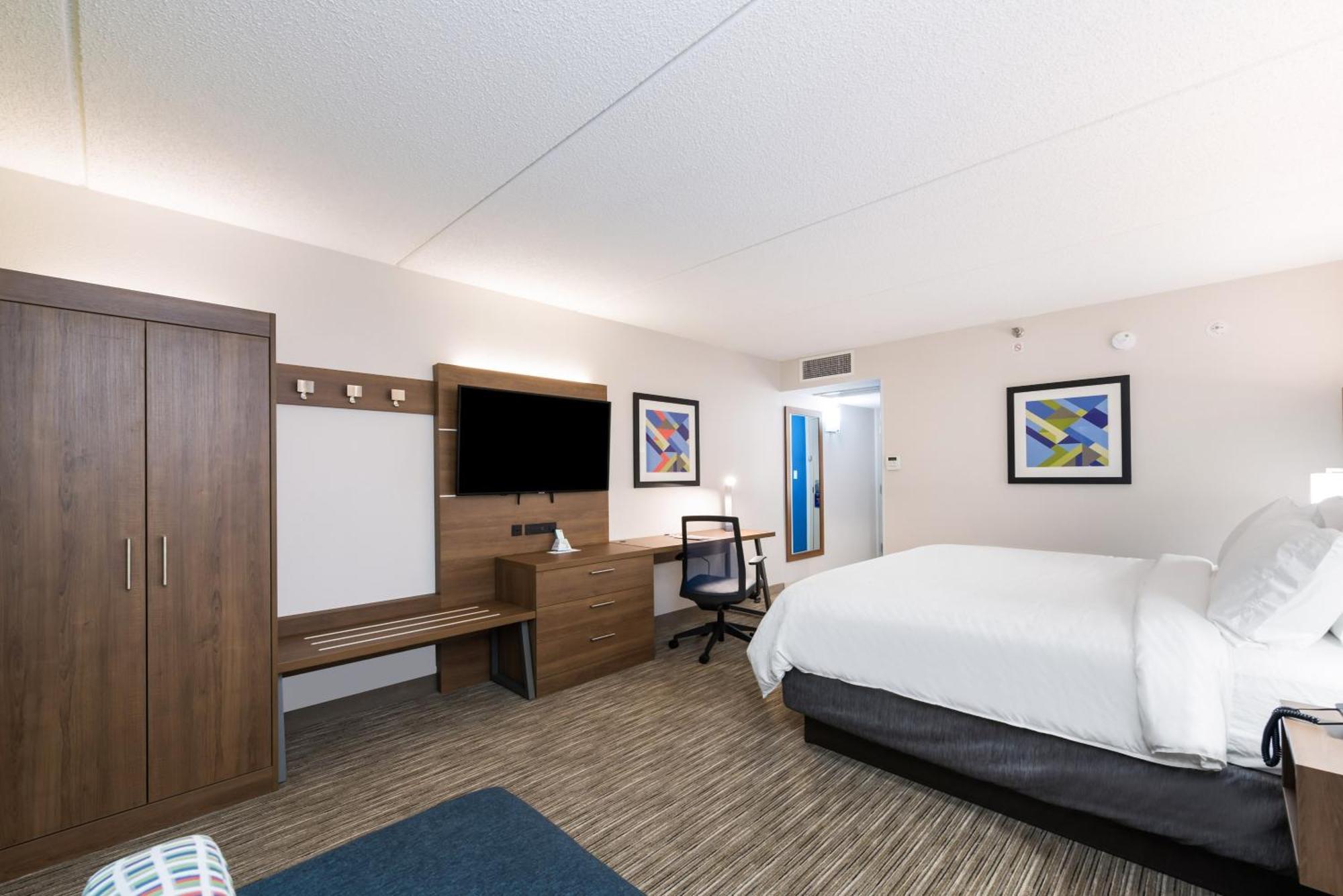 Holiday Inn Express Naperville By Ihg Экстерьер фото